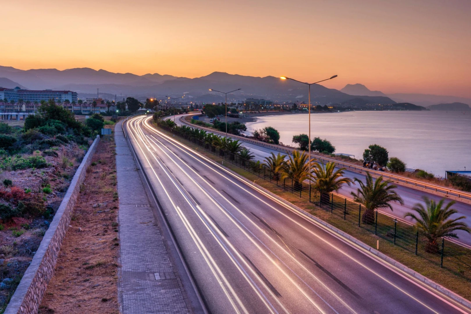Transport from Dalaman Airport to Fethiye: Why Should You Rent a Car?